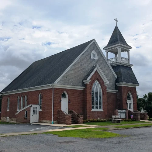 Liverpool,_PA_United_Methodist_Church,_July_2025_converted